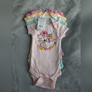 Gerber onesie set (5)